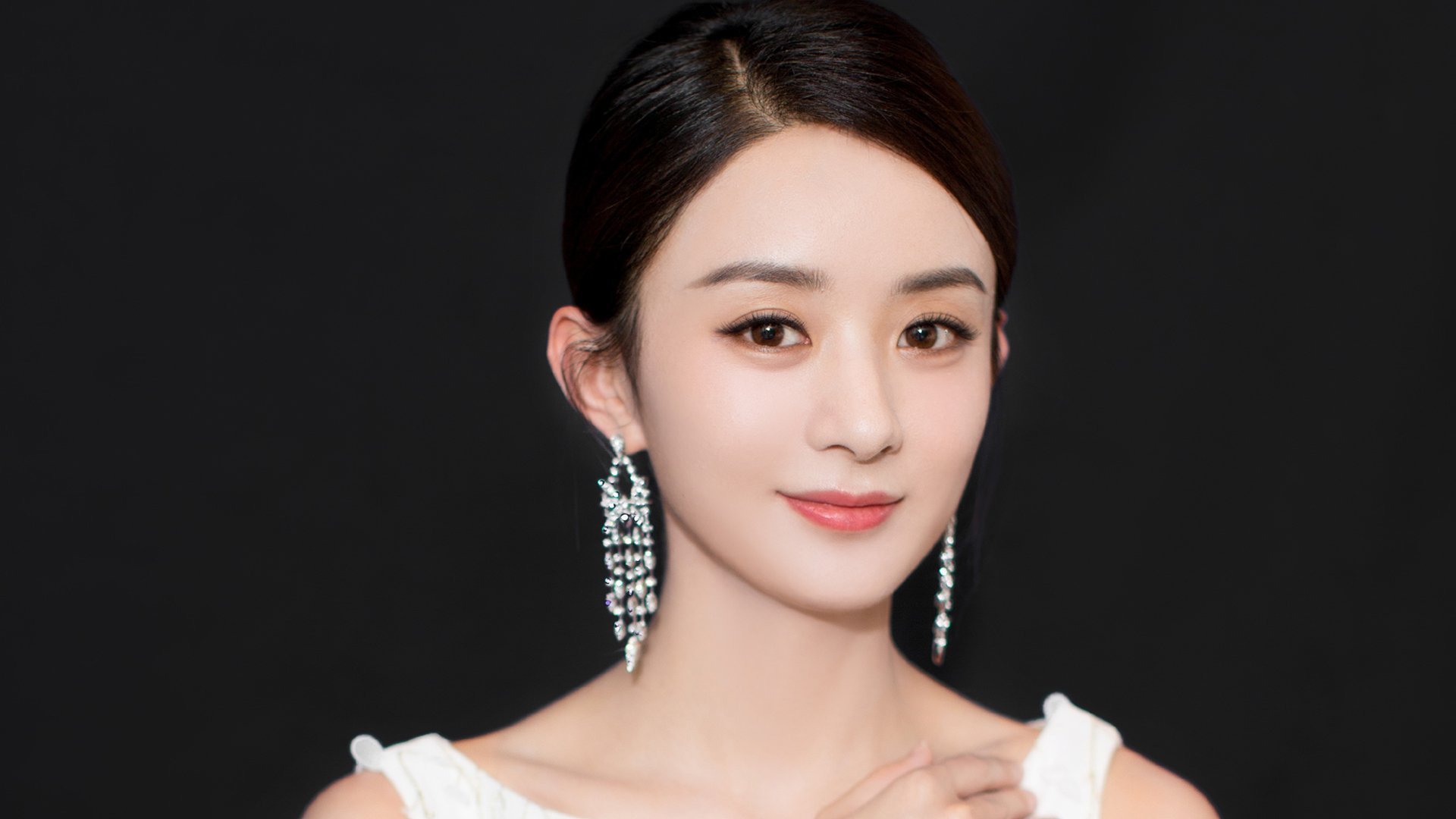 战术失效！字母哥雷霆万钧的杀伤美学